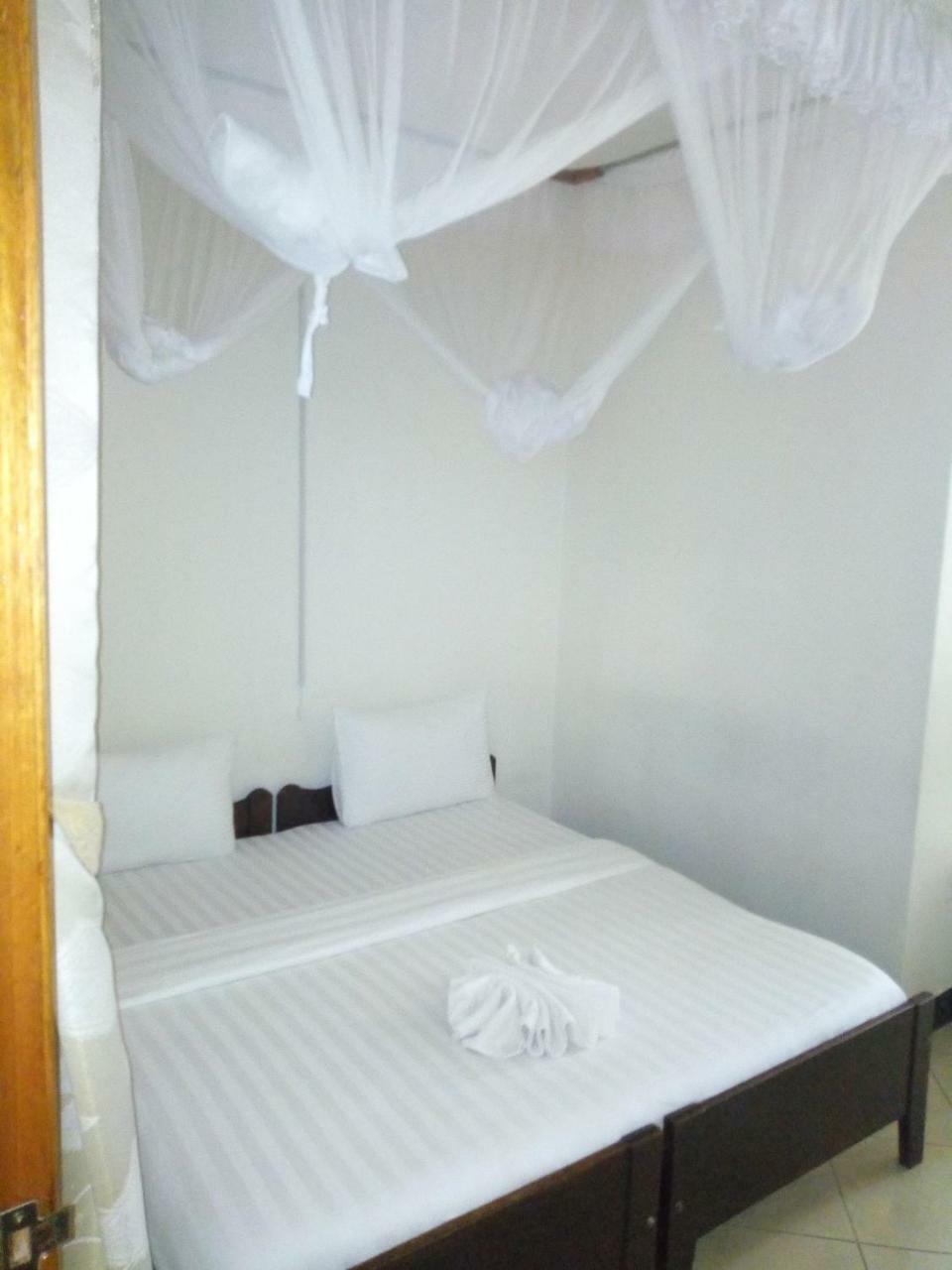 Snow View Hotel Boma la Ngombe المظهر الخارجي الصورة