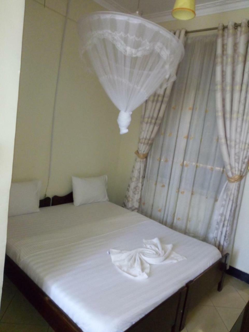 Snow View Hotel Boma la Ngombe المظهر الخارجي الصورة